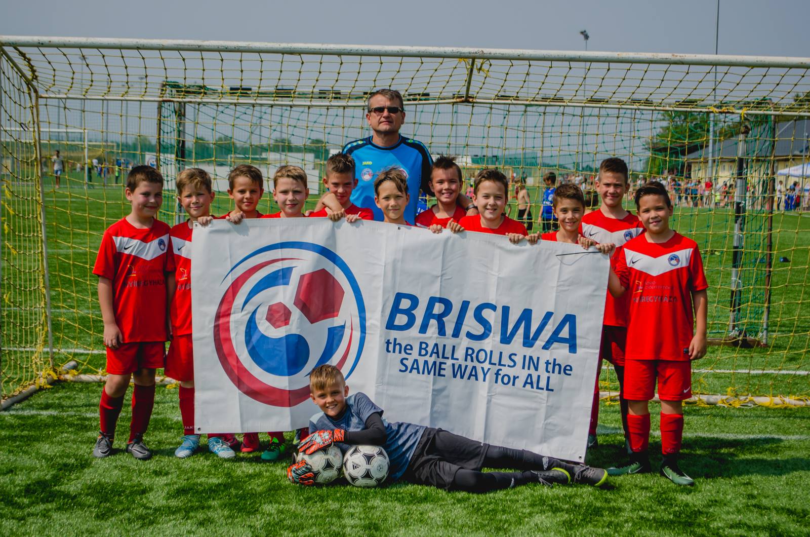 40455469_535009726943151_4533545977604210688_n