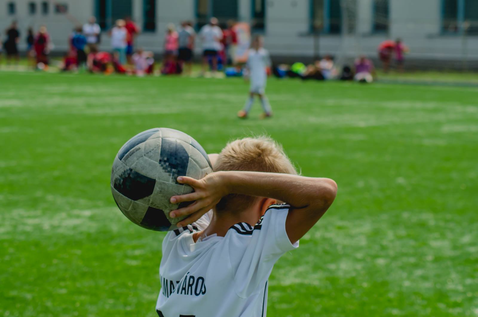 40471714_534970986947025_1819975937660289024_n